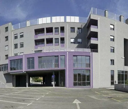 Apartment Apartmet Vintage 4+1 *